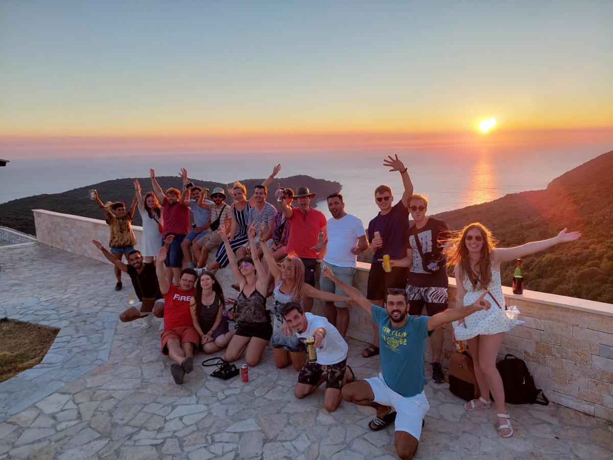 הוסטל אולסינץ' Pirate Backpackers מראה חיצוני תמונה
